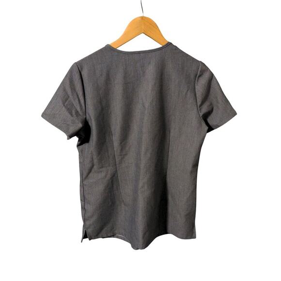 FIGS Casma Graphite Gray 3-Pocket Scrub Top FW1100 Technical Collection SMALL H - Picture 2 of 9